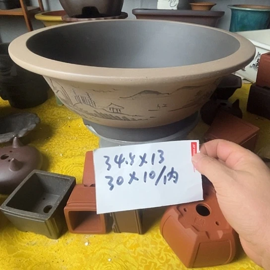 宜兴紫砂花盆一个