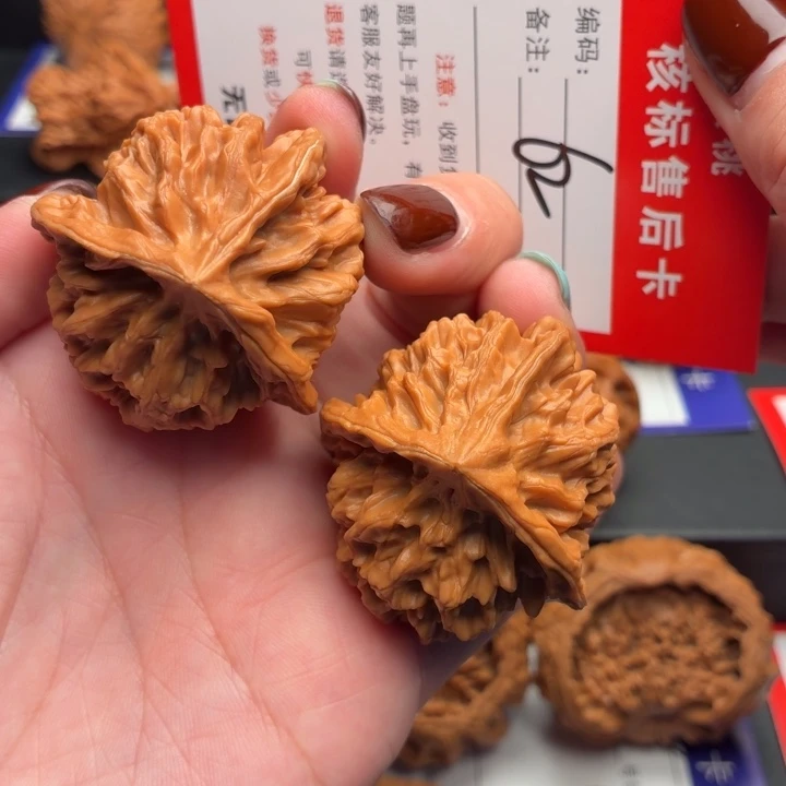 文玩核桃把件三棱42尺