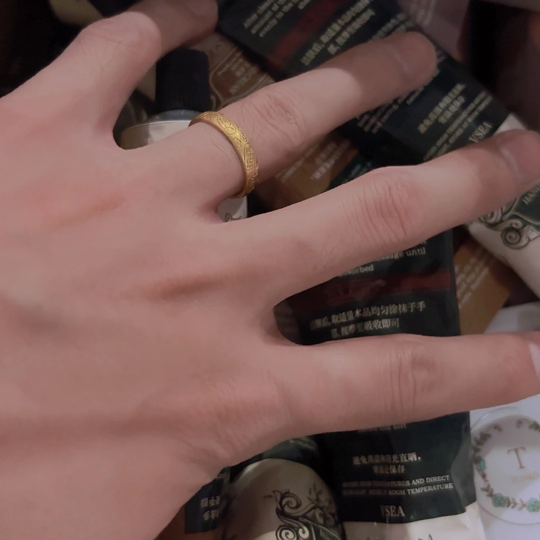 默认微瑕默认微瑕，看好下单，不介意下单