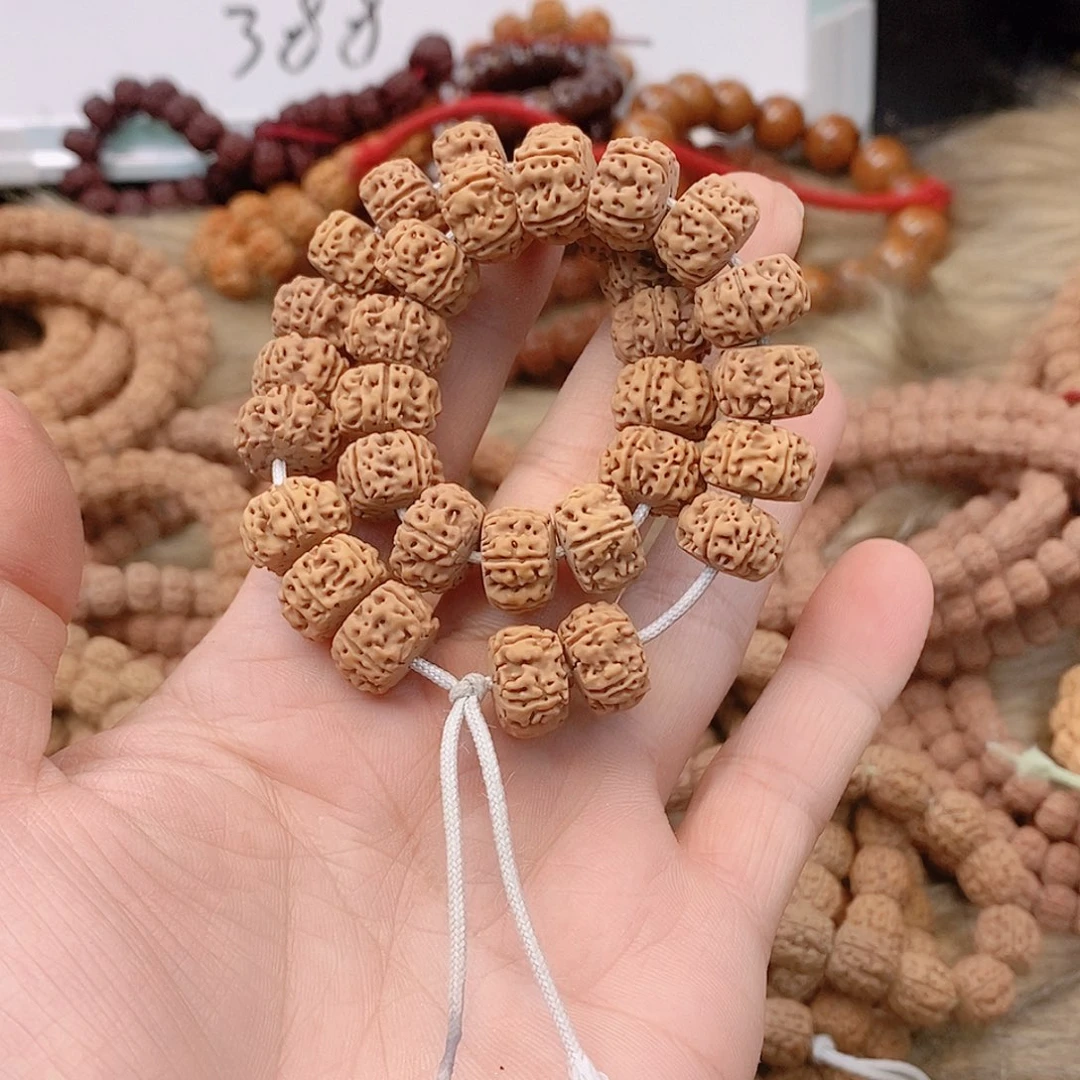 吊坠金刚菩提奥迪梅花