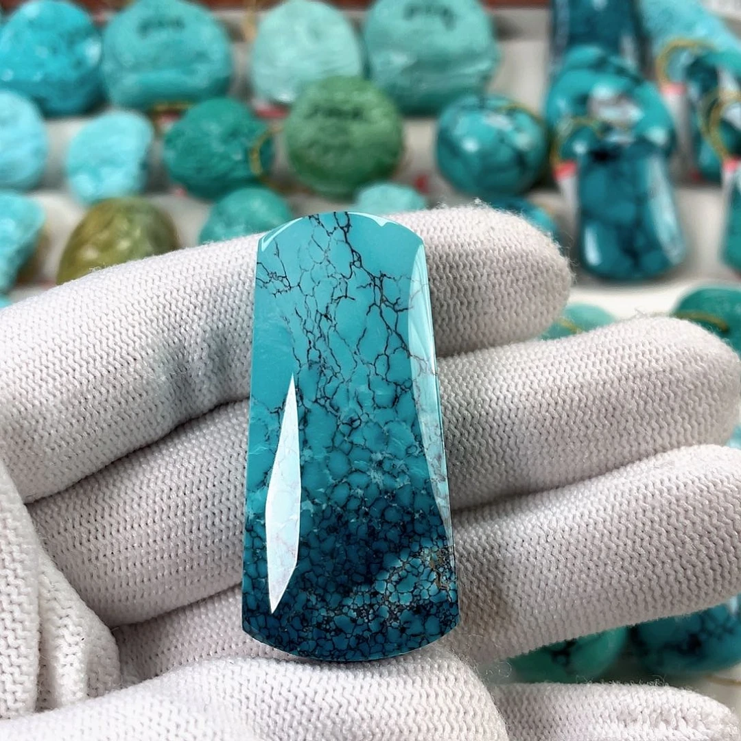 绿松石未镶嵌车挂