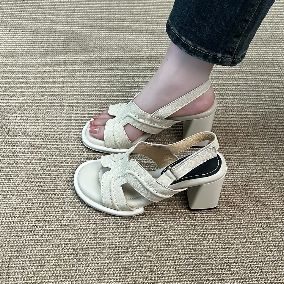 2025夏季新款8.5cm粗跟百搭气质凉鞋女简约镂空魔术贴凉鞋女
