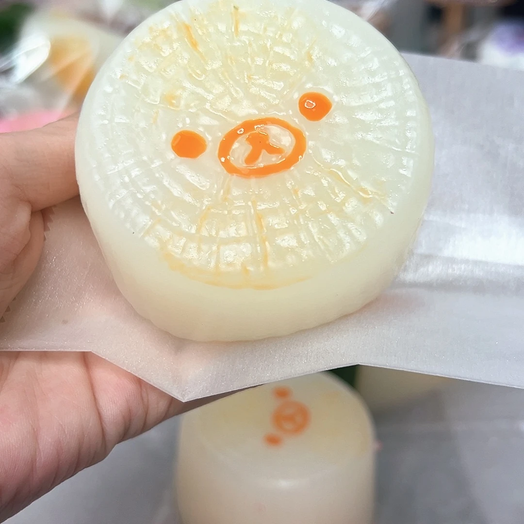 硅胶一段轻松熊水煮萝卜200g