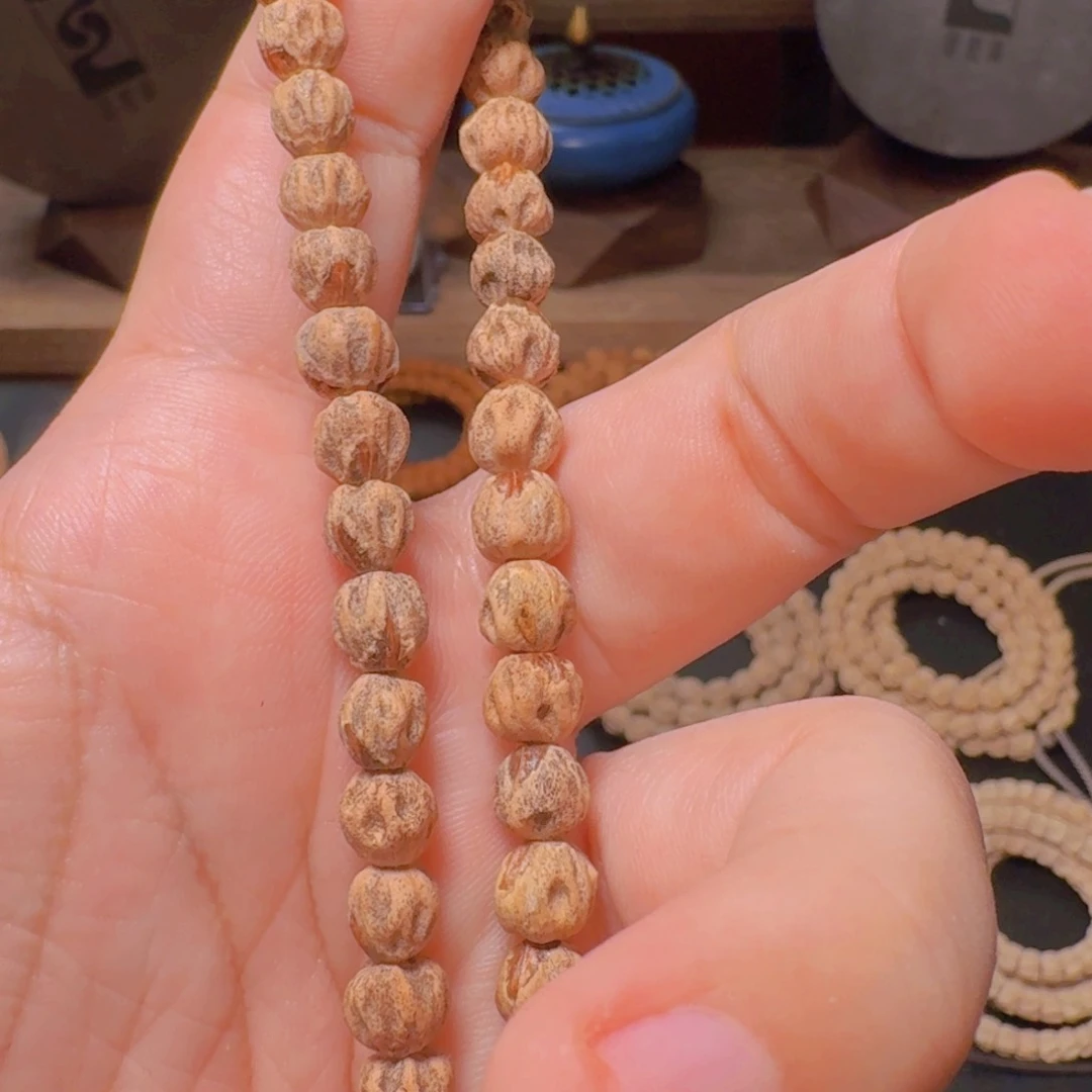 柏香籽/百香籽吊坠热****难