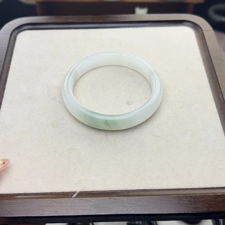 石英质玉（金丝玉）未镶嵌手镯