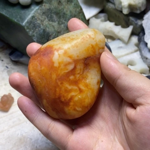 和田玉（糖玉）未镶嵌挂件
