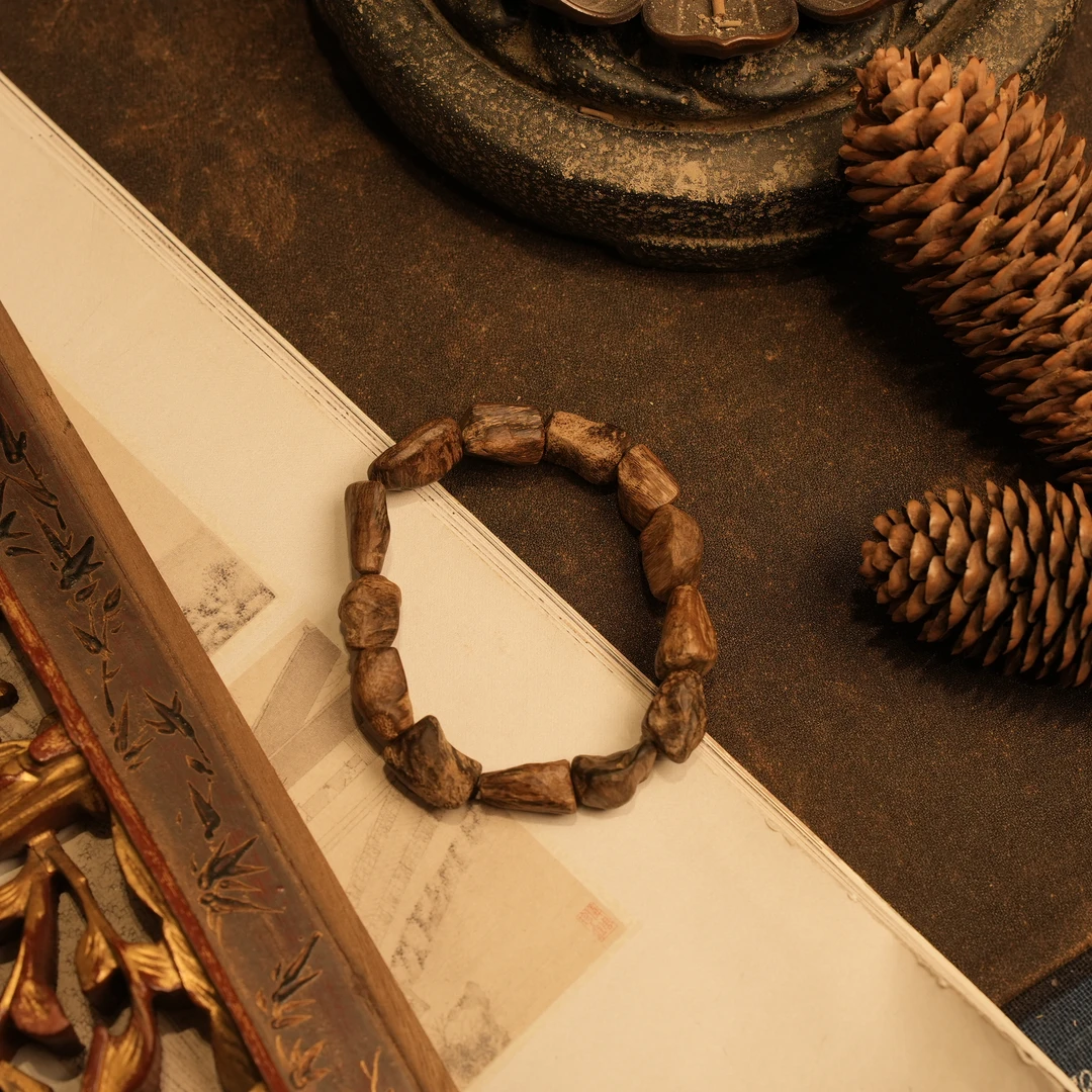 【屿之亭】柬埔寨红土随型沉水手串，多样性发其一