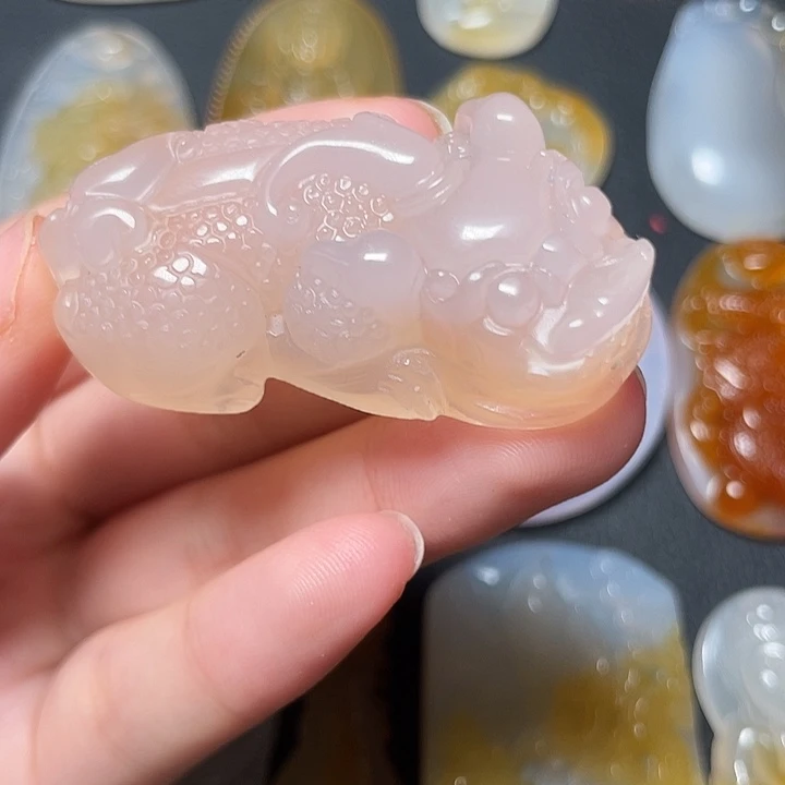 未镶嵌颈饰玛瑙/玉髓