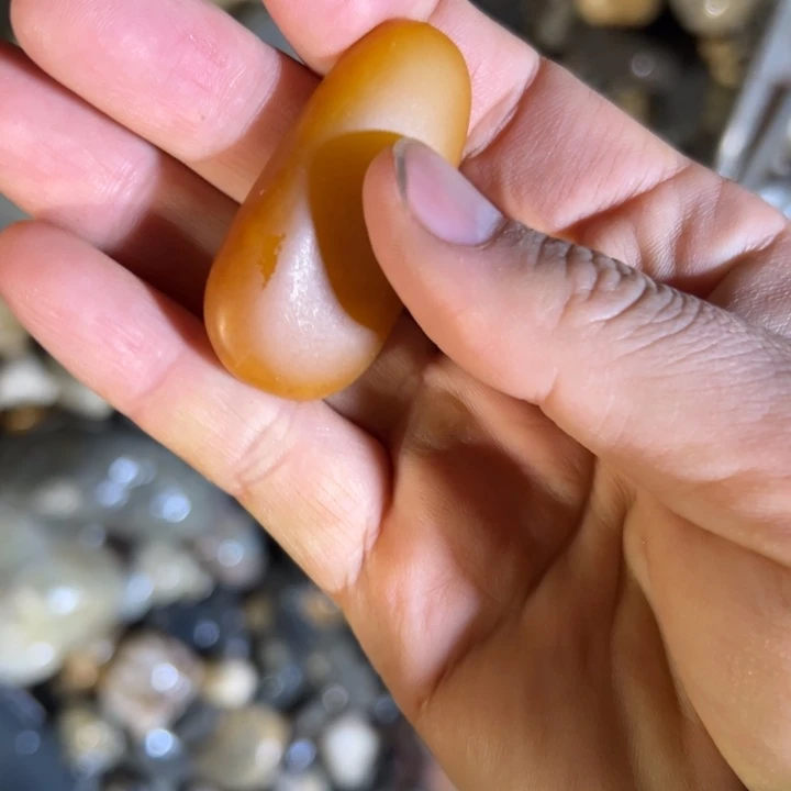 石英岩玉未镶嵌车挂