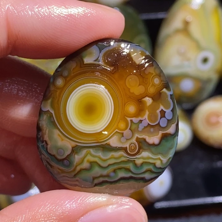 玛瑙/玉髓珠宝奇石未镶嵌