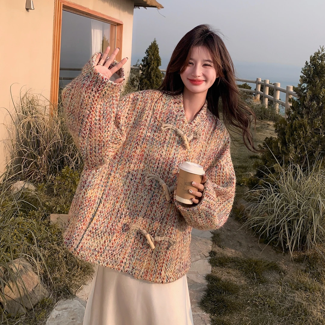 多巴胺彩色编织粗花呢小香风外套女2025小个子宽松减龄牛角扣上衣