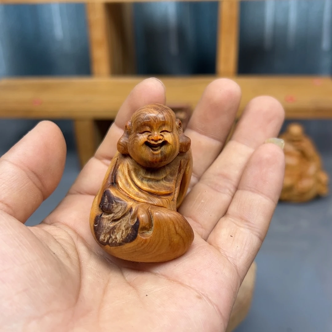 酋****木崖柏木摆件手把件