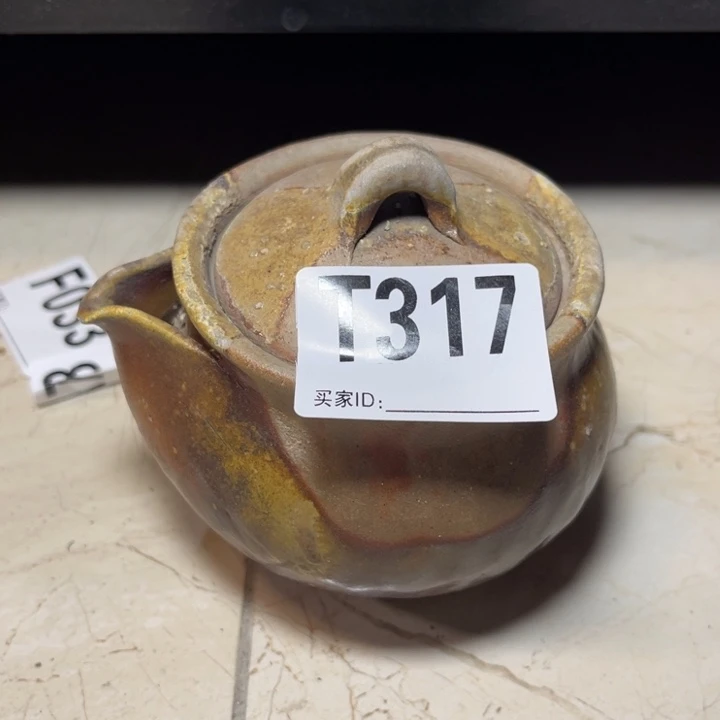 备前烧作品备前烧作品嘴巴掉皮