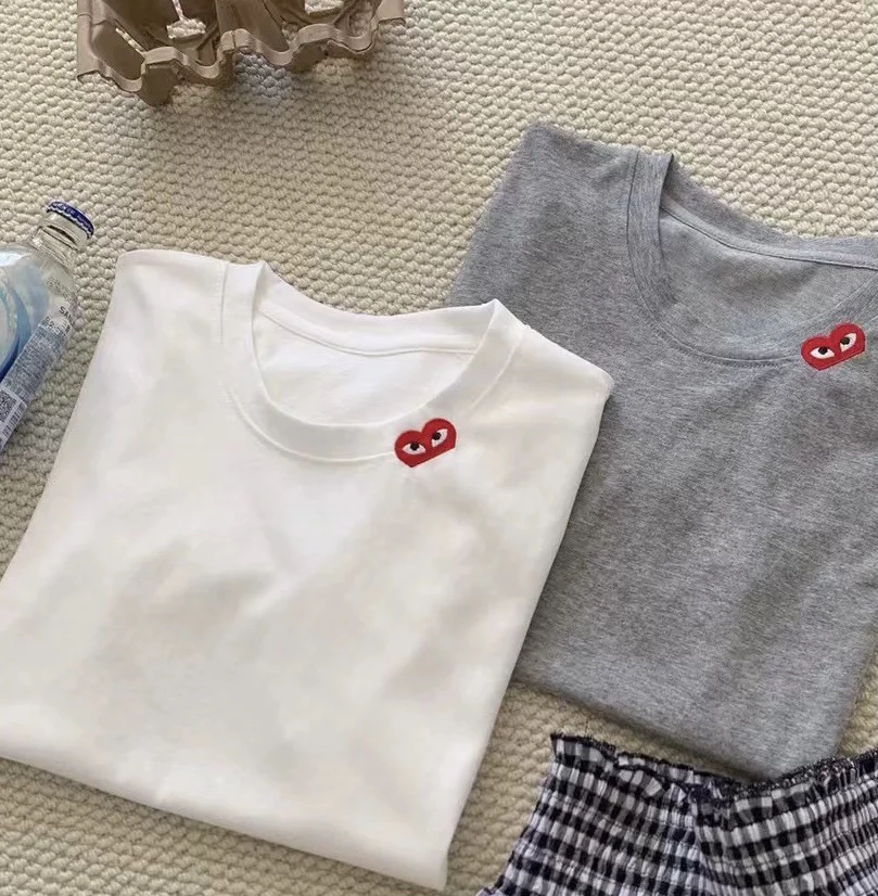 “小爱心”高克重棉质领口刺绣精致小短袖