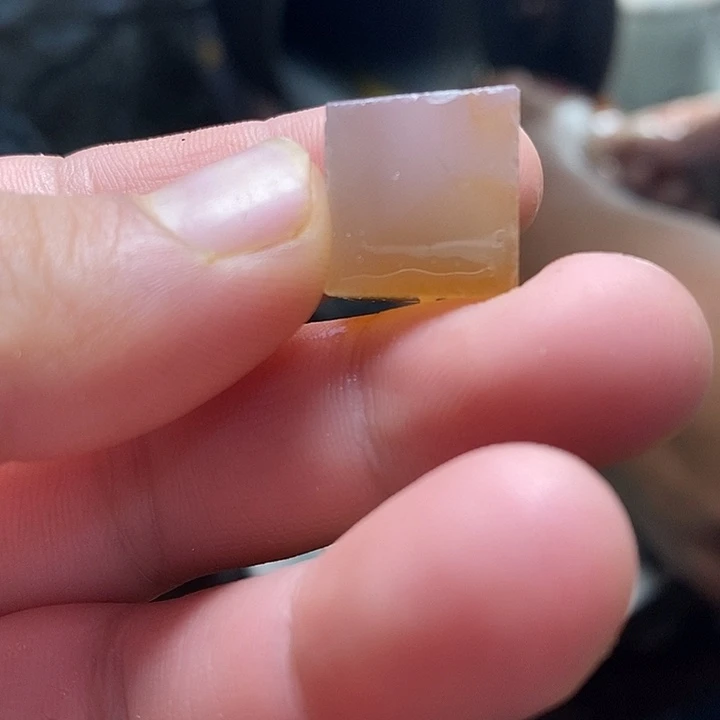 定制玛瑙牛奶悠悠手串工费卡12