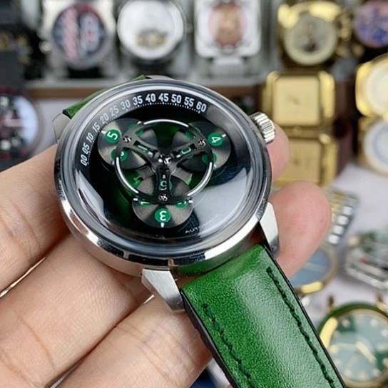 辰***霖钢金属合金机械机芯