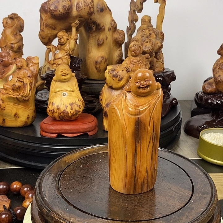 柏木（崖柏）弥勒手把件