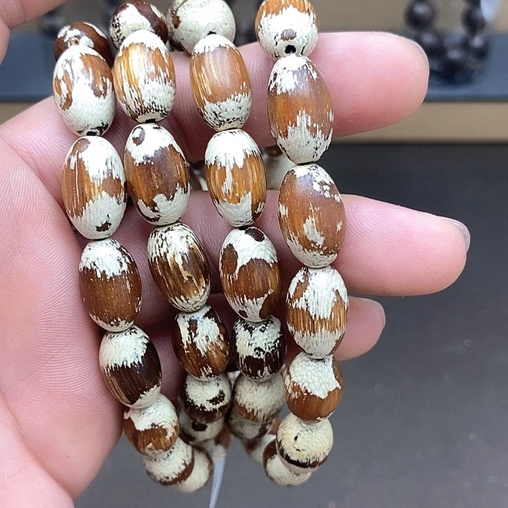 沉香碎屑沉香玉化白奇23