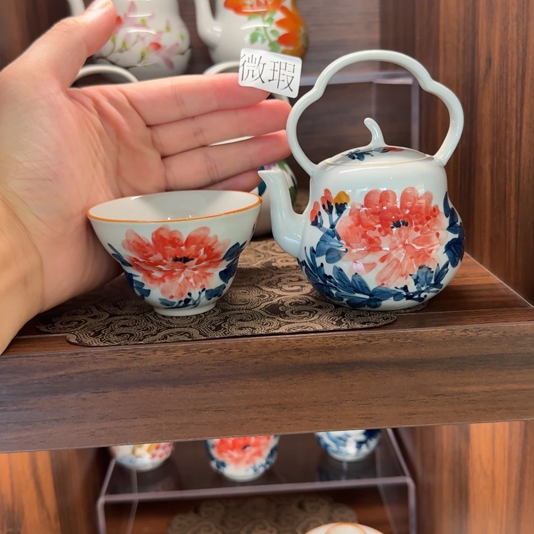 釉下手绘茶具微瑕