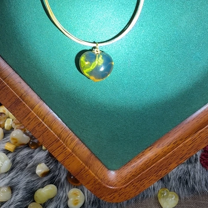 琥珀未镶嵌手链赠送链子