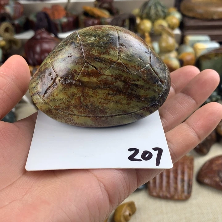 啊***岫岩河磨玉（透闪石质玉）未镶嵌珠宝奇石