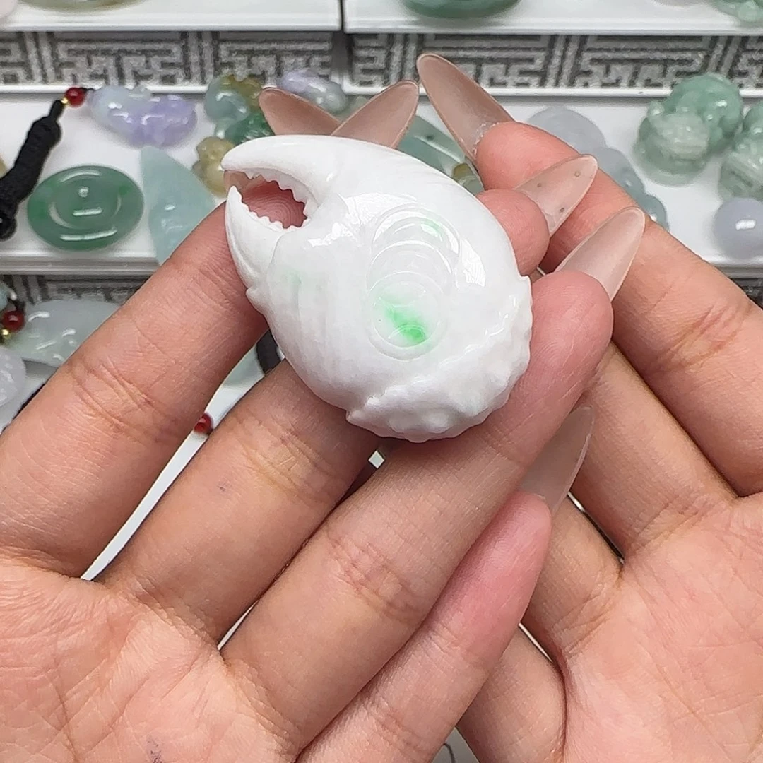 翡翠未镶嵌颈饰89