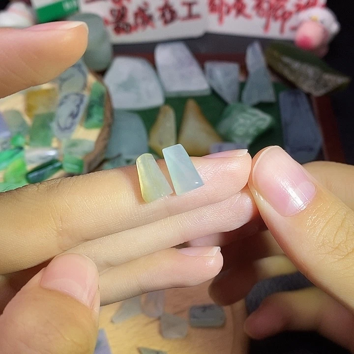 未镶嵌定制翡翠翡翠