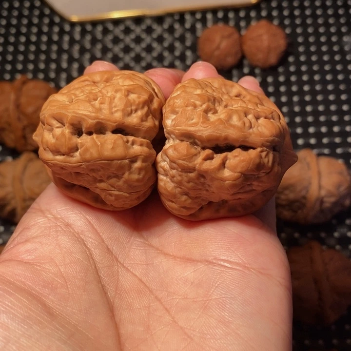 把件文玩核桃一线天四四八大掐腰八蹬腿