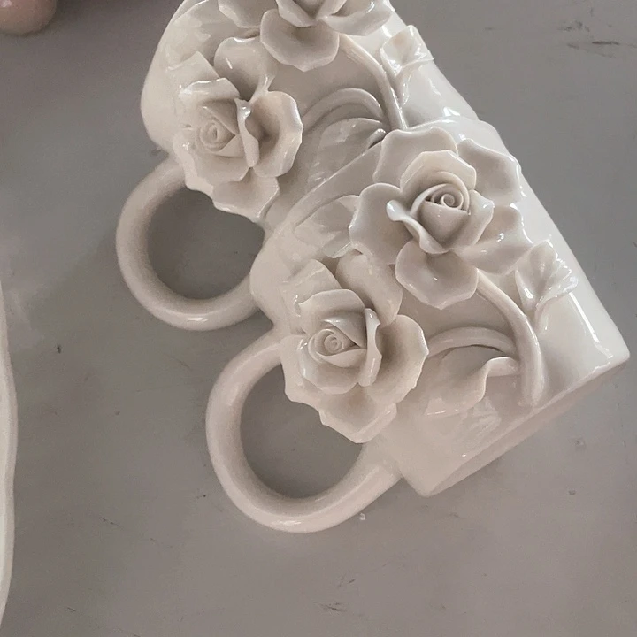 卡***妻陶早餐杯子捏花两个