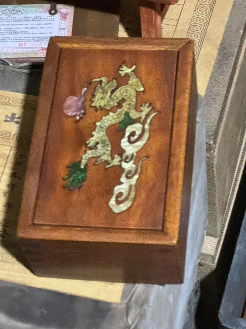 精品摆件闷盒打开带盒