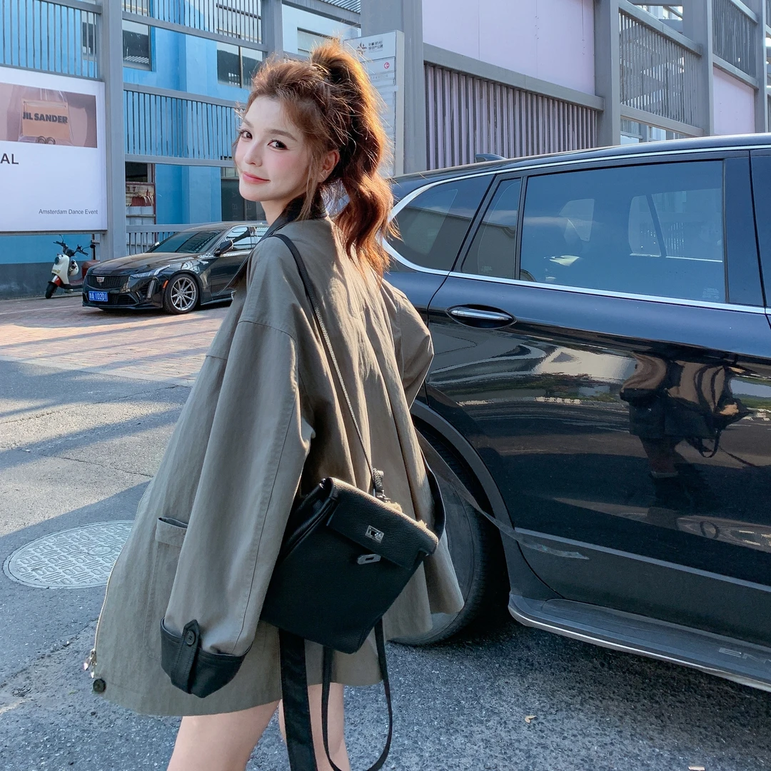 首发现货秋装新款巴恩风复古风衣时尚上衣宽松秋冬休闲外套撞皮