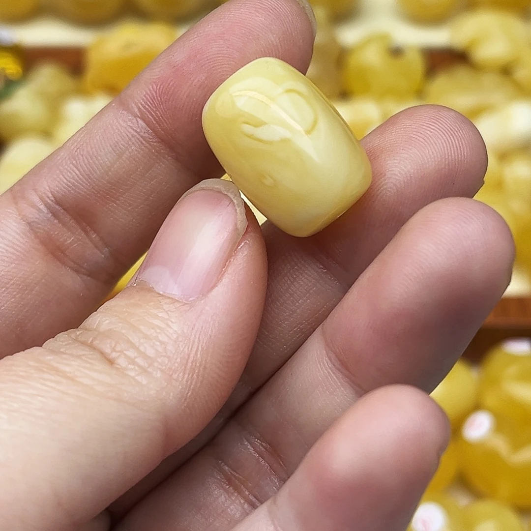 蜜蜡未镶嵌裸石天然