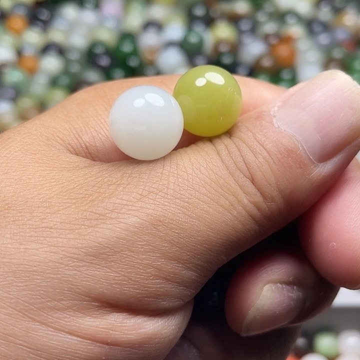 和田玉未镶嵌颈饰匆**客