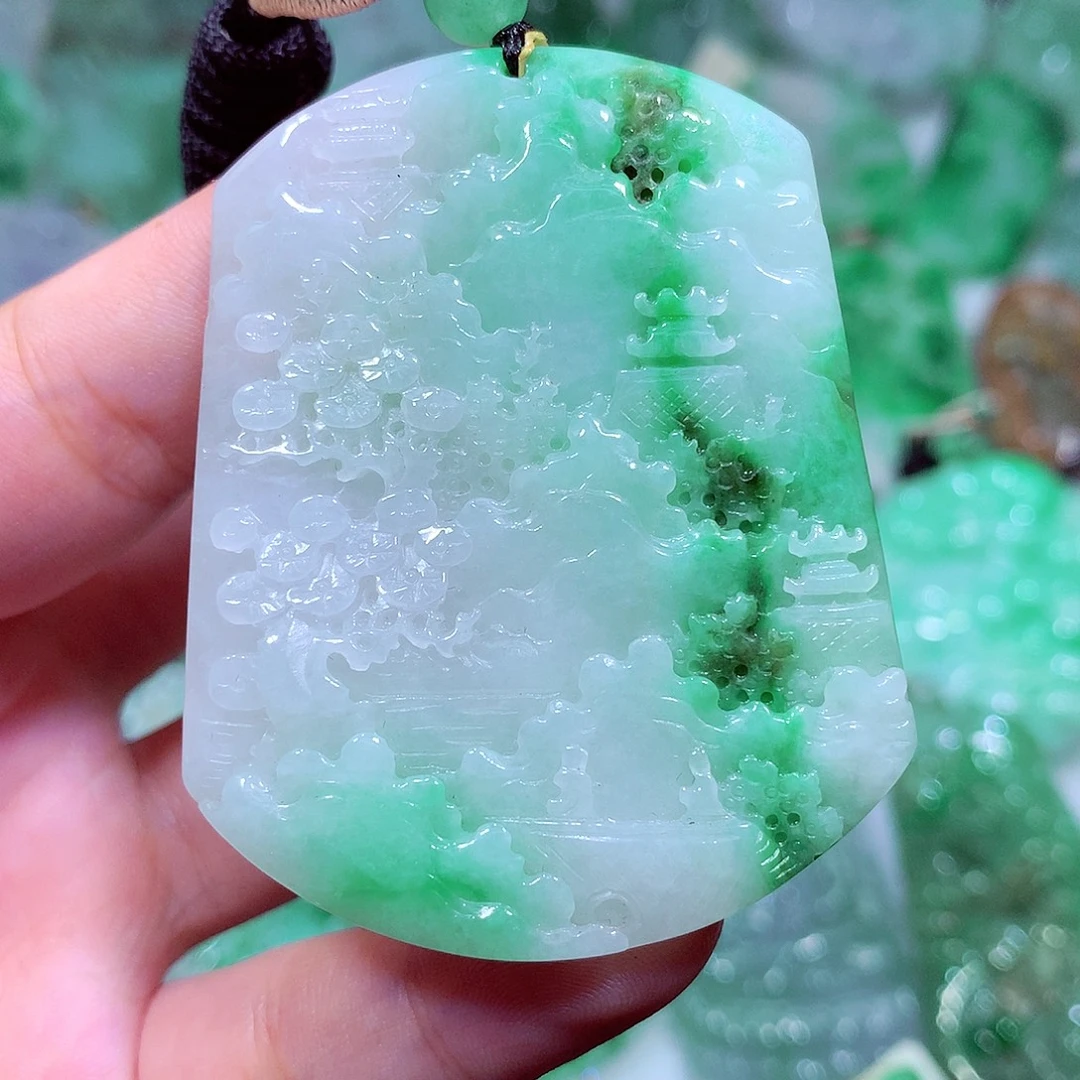 吊坠(不含链)未镶嵌翡翠