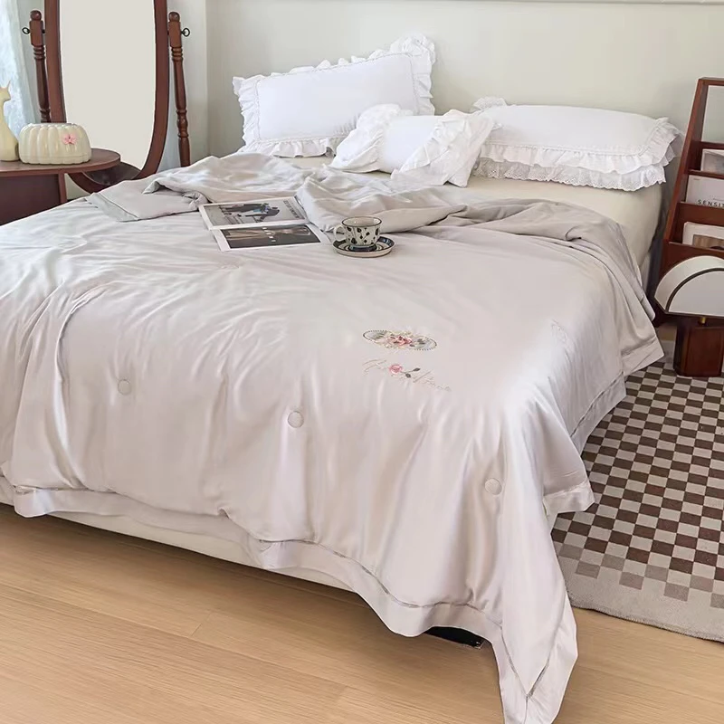 【季末清仓】高档机洗夏凉被重工绣花凉感轻奢南爵夫人®实体同款