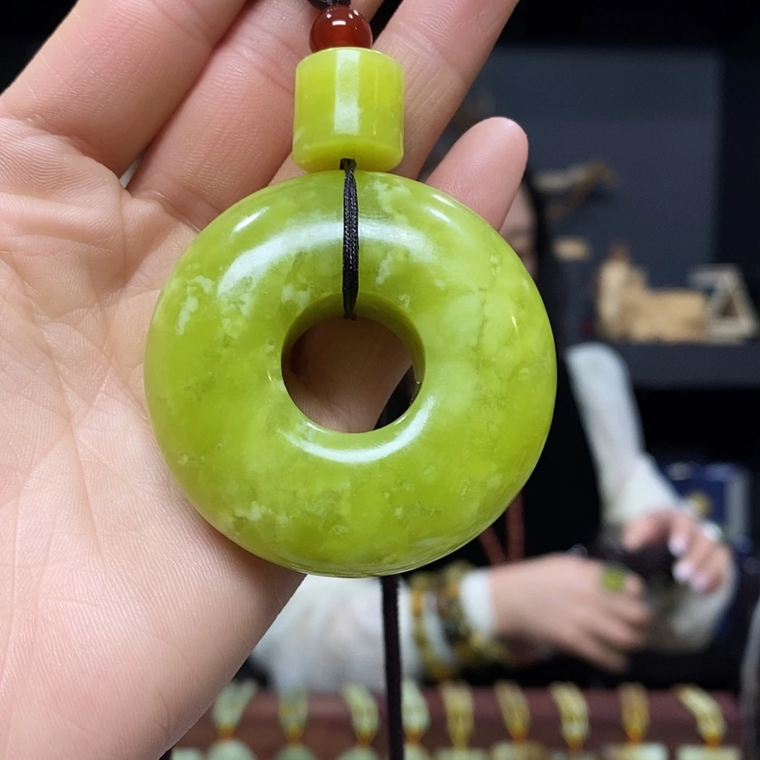 岫玉挂件吊坠未镶嵌