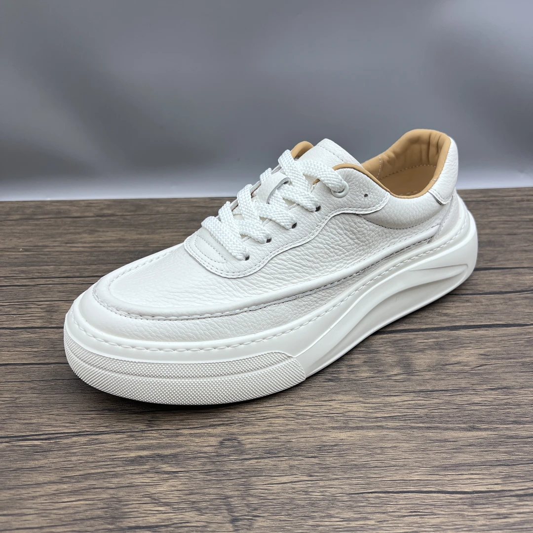 2025夏季新品镂空真皮男鞋休闲时尚潮流小白鞋厚底轻便舒适男鞋