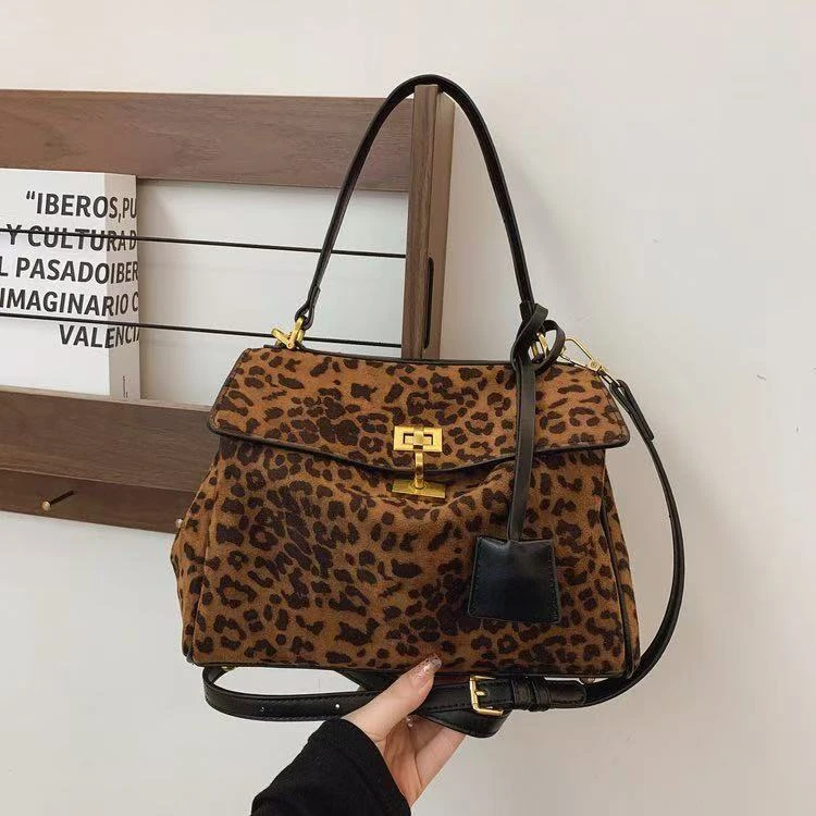 贰壹U小众通勤质感包包高级感百搭手提单肩斜挎包包