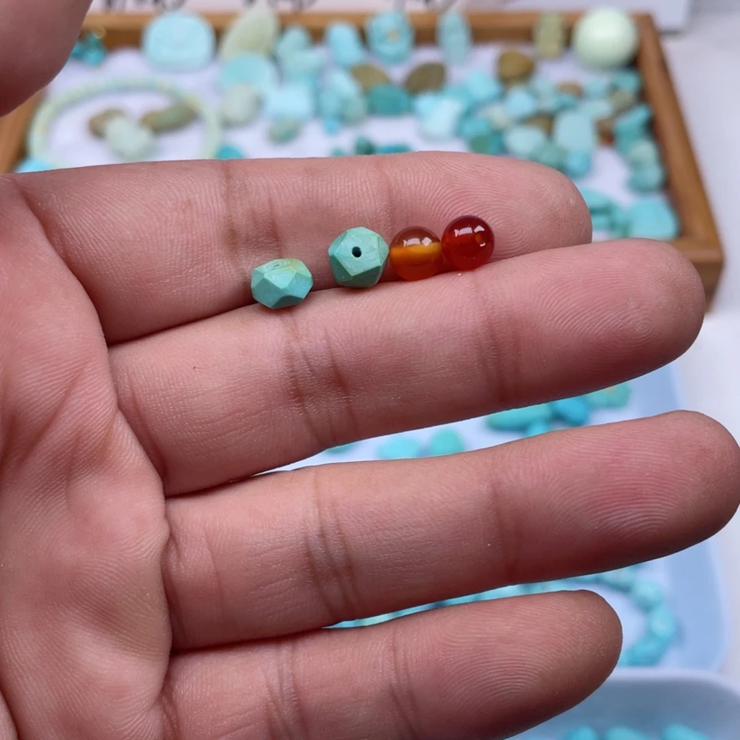 R***s南红玛瑙未镶嵌颈饰225