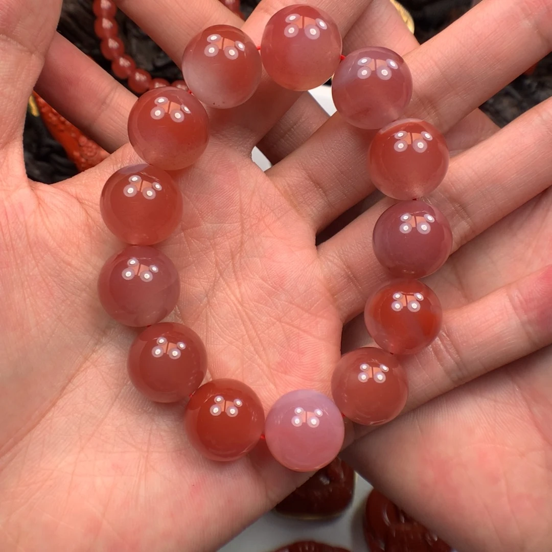 南红玛瑙未镶嵌挂件晒*阳