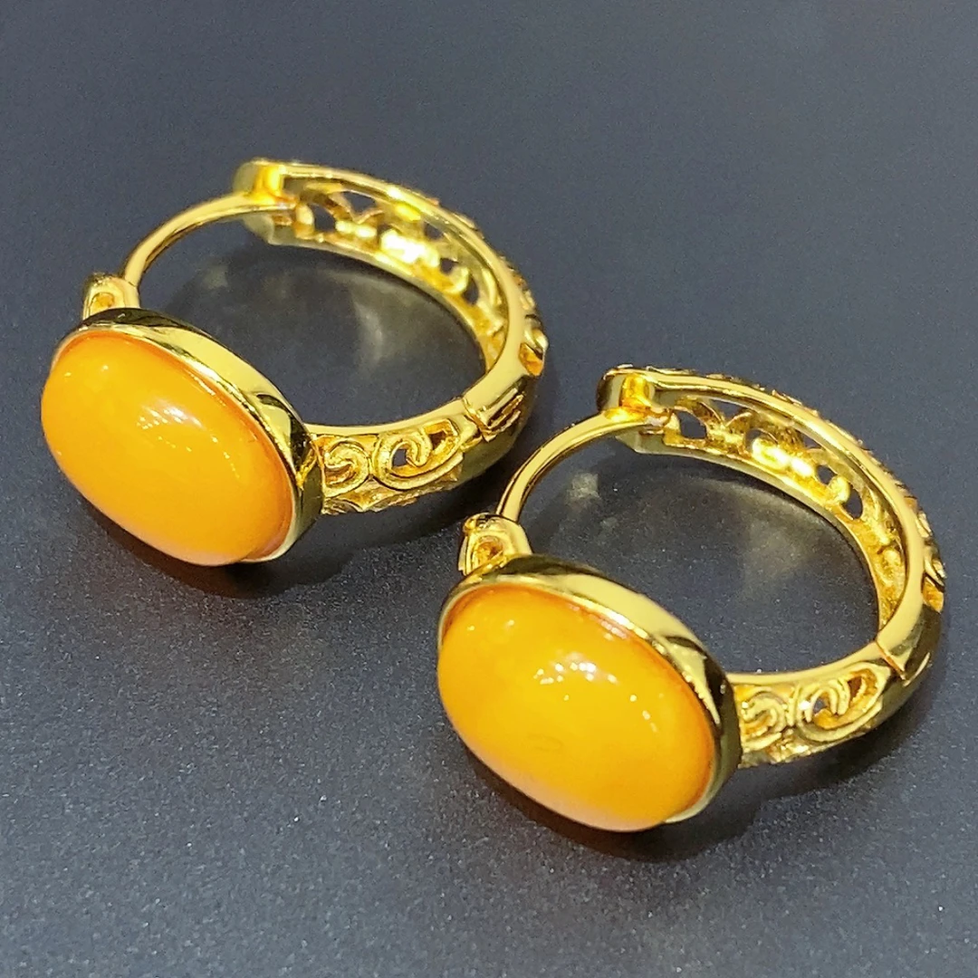 复古国风卷草纹椭圆蜜蜡耳扣