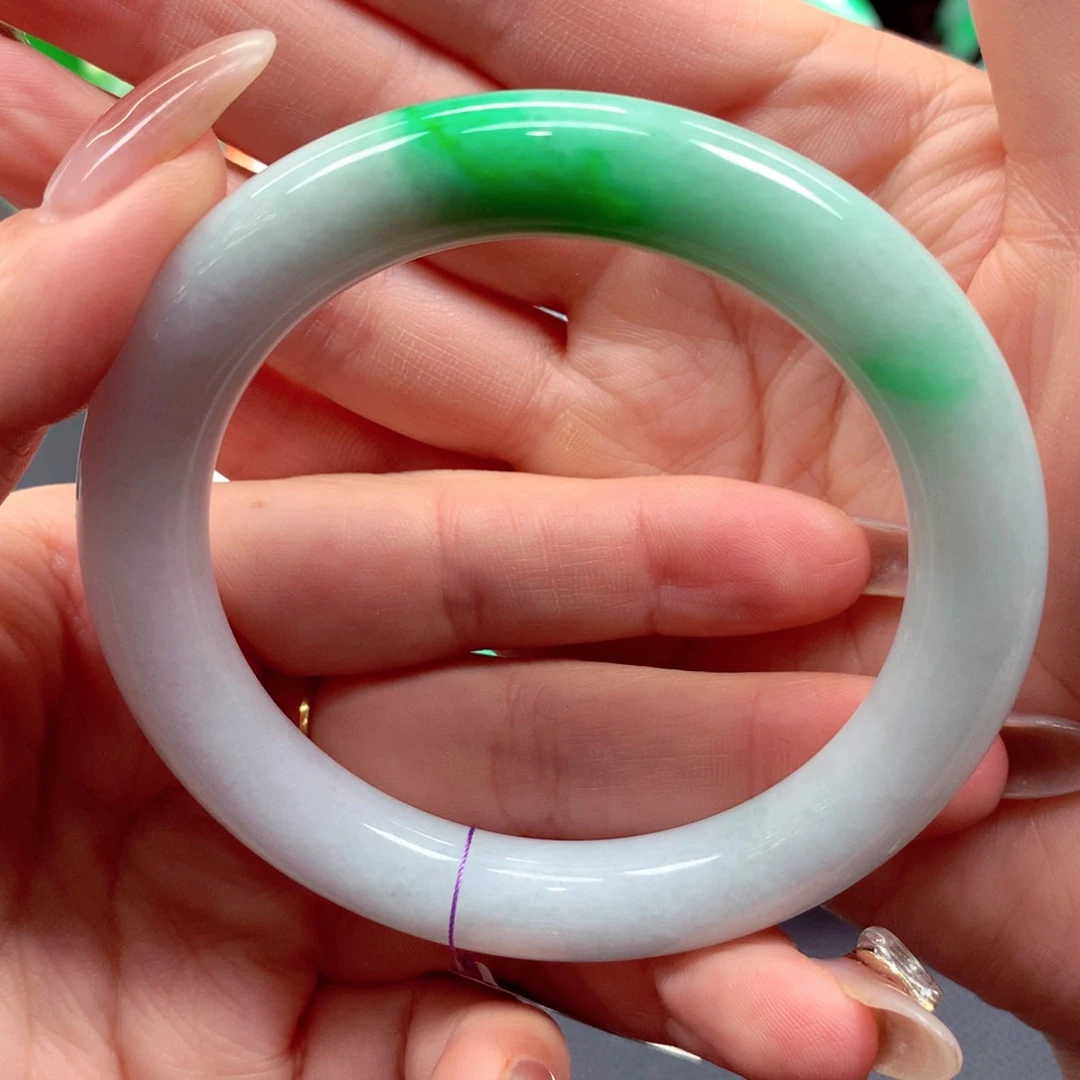 未镶嵌手镯翡翠翡翠