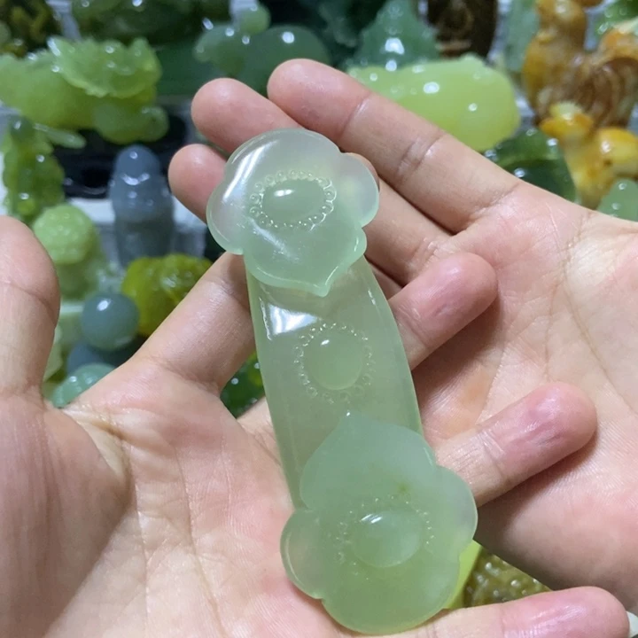 【闪购商品】未镶嵌蛇纹石玉把件一