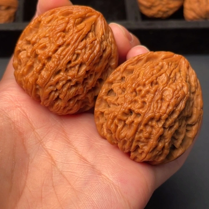 吊坠文玩核桃秦岭野生核桃文玩