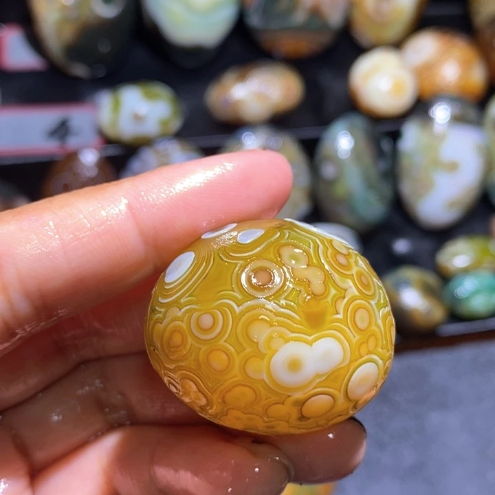 未镶嵌玛瑙/玉髓珠宝奇石