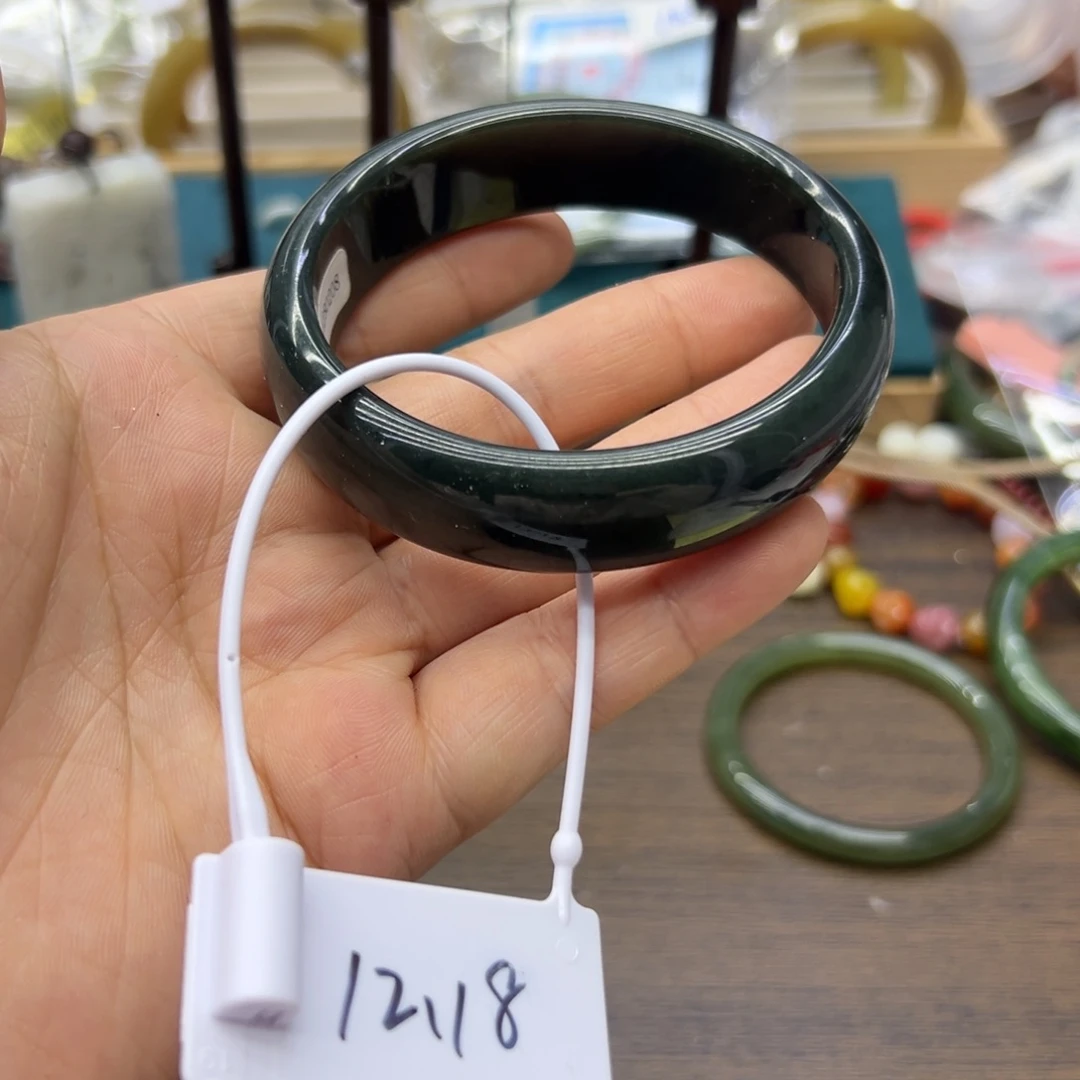 和田玉未镶嵌手镯62.7圈围642