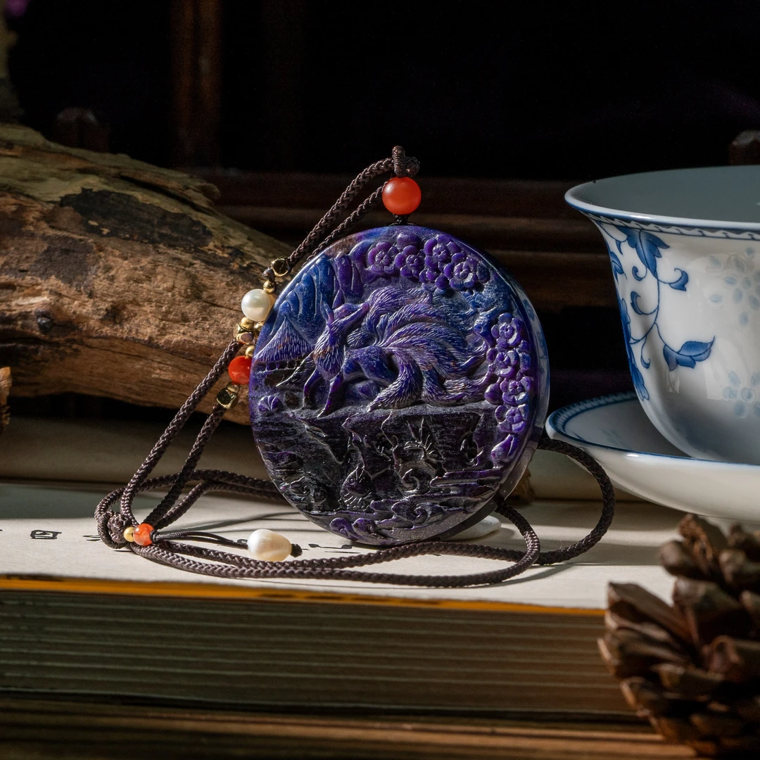 舒俱来雕刻圆牌吊坠/53*6mm/多样性发一/C1693/孤