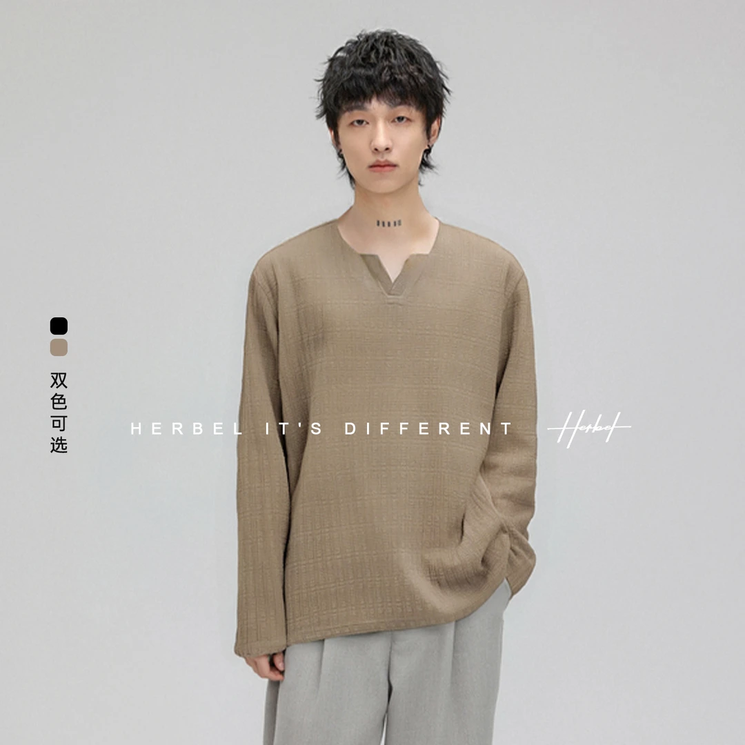 HERBEL/黑白2025春季雅丹风穿搭长袖T恤休闲松弛感小V设计上衣潮