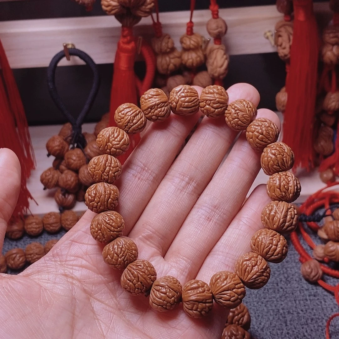 桃核吊坠桃枭手串