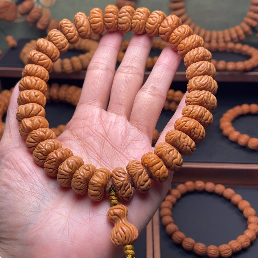 手串桃核16祥云纹